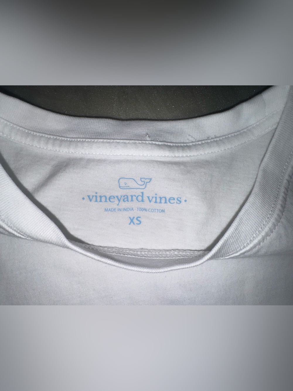 Vineyard Vines Women’s White SS pocket tee- with mermaid detail - Picture 4 of 4